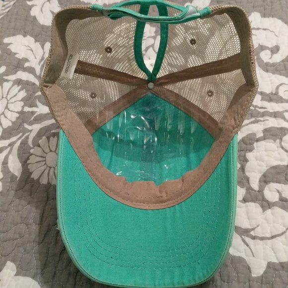 New ball cap With Ponytail Slot - Picture 5 of 5